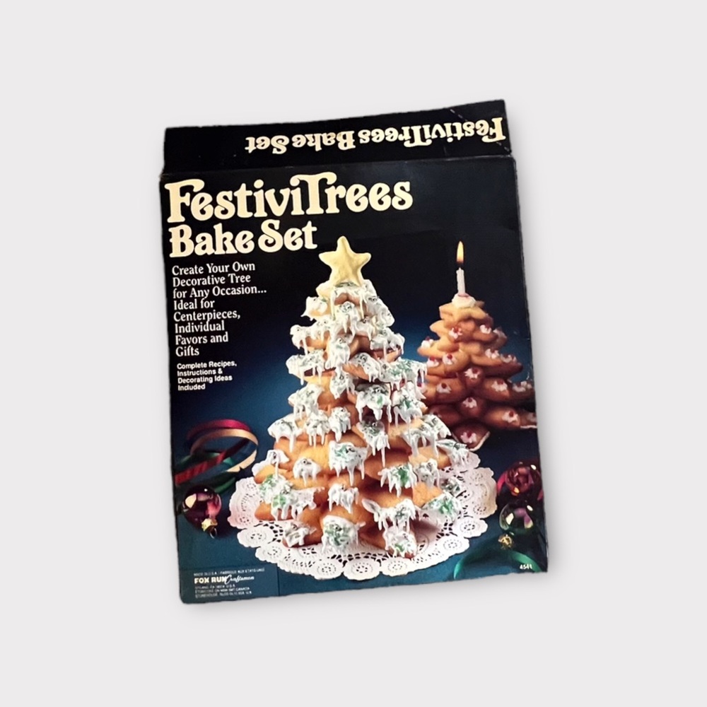 FestiviTrees Bake Set‎ cookie Christmas tree